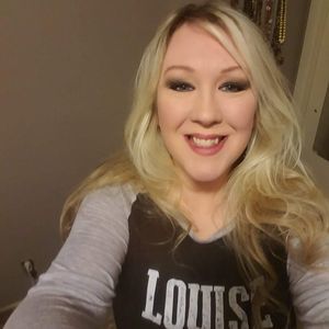 Meet your Posher, Carrie